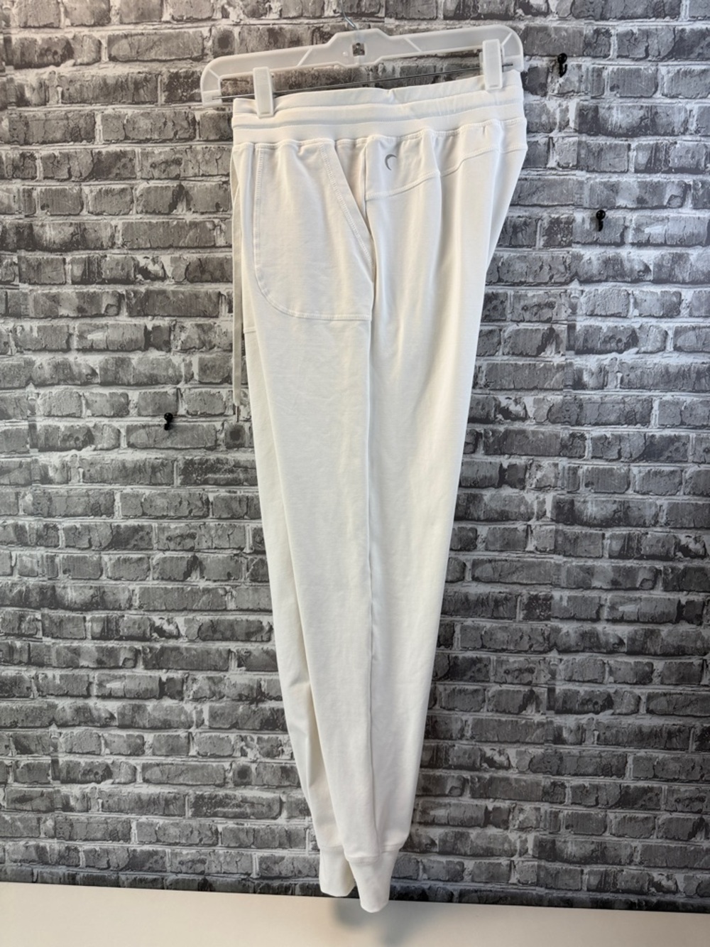 ZYIA Active White Drawstring Jogger‎ Pants